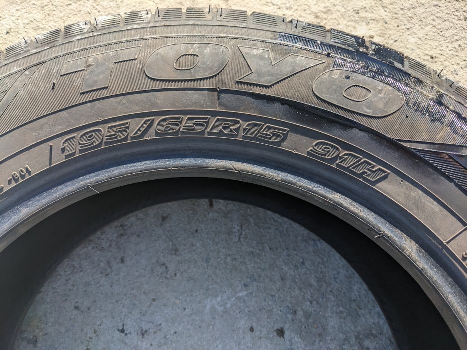 Літні шини ,toyo 15 r