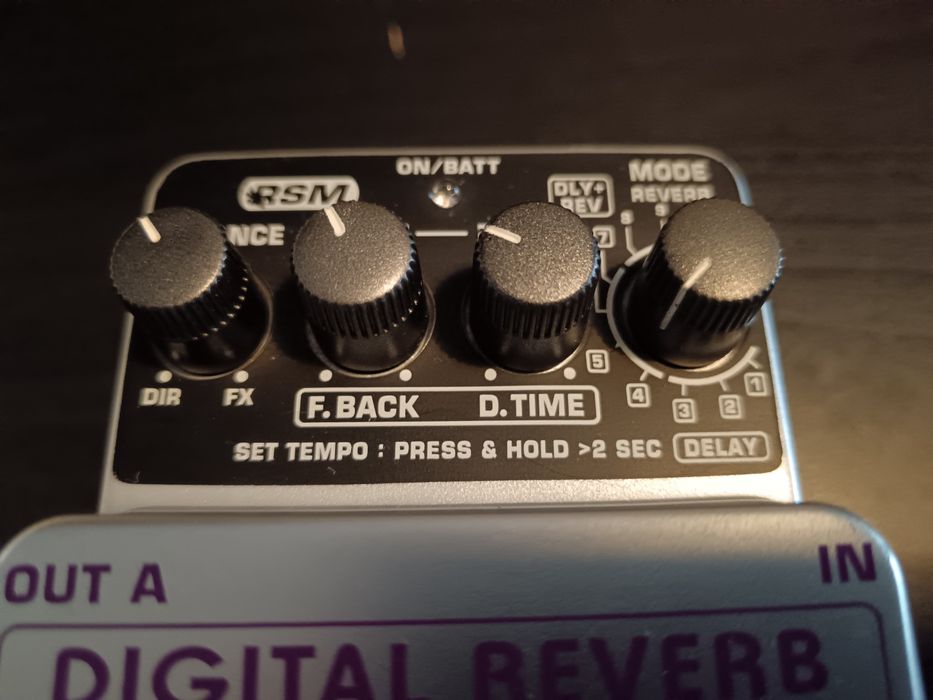 Behringer DR400 DIGITAL REVERB/DELAY
