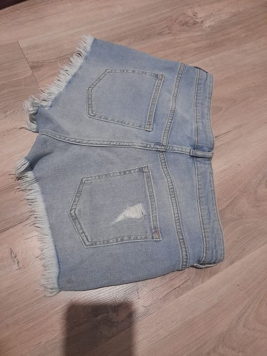 Szorty H&M rozmiar 38. Stan bardzo dobry