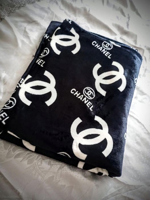 Koc duzy 200-220 czarno bialy