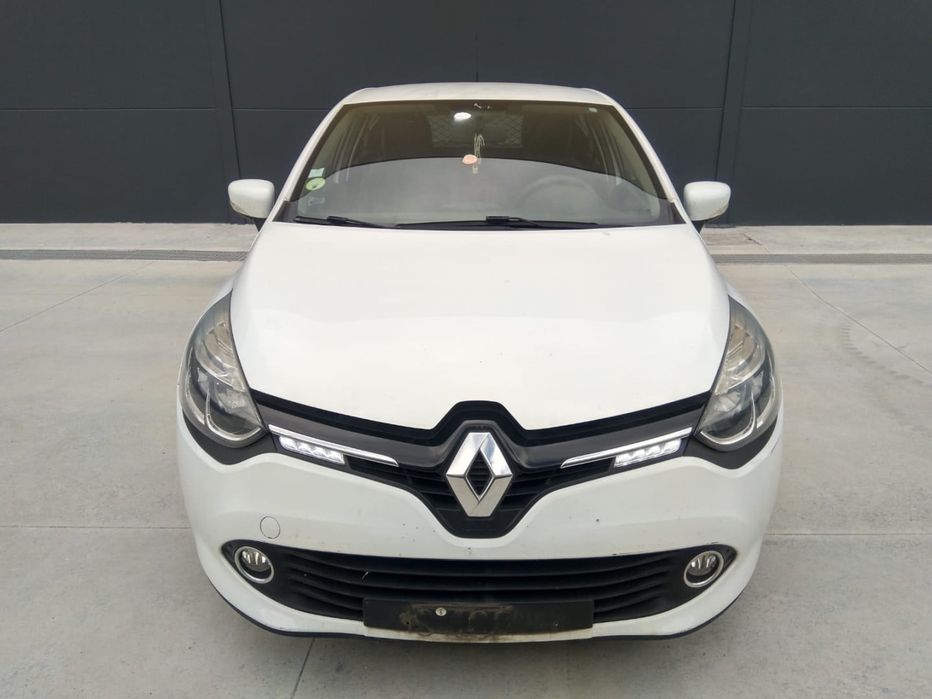 RENAULT CLIO IV - 2015 - Para Peças