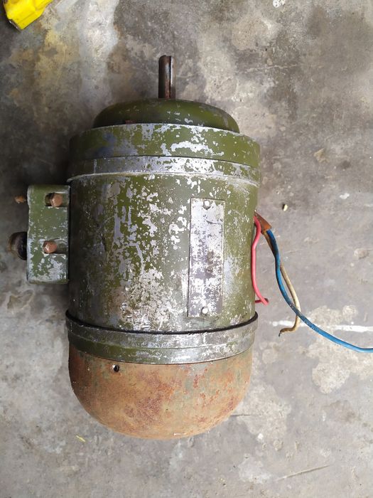 Электродвигатель