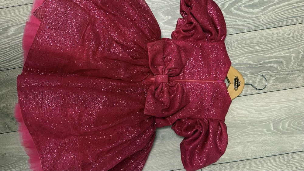 Сукня святкова рожева фуксія малинова