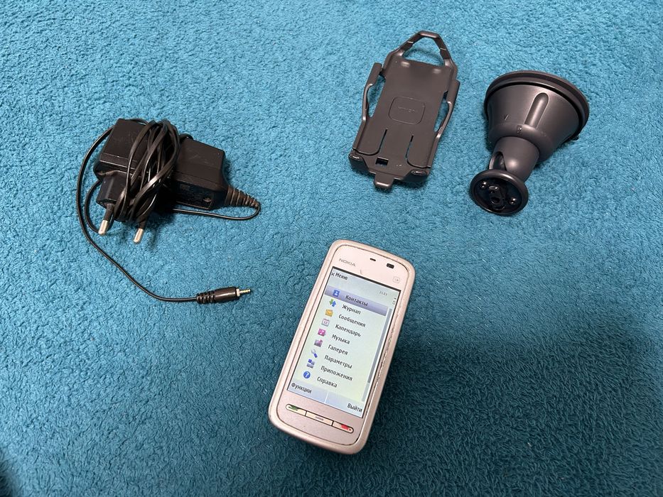 Nokia 5230 телефон