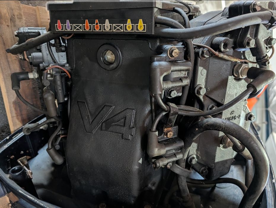 Motor EVINRUDE 2 T 120 HP V4 - RARIDADE - 61 hs