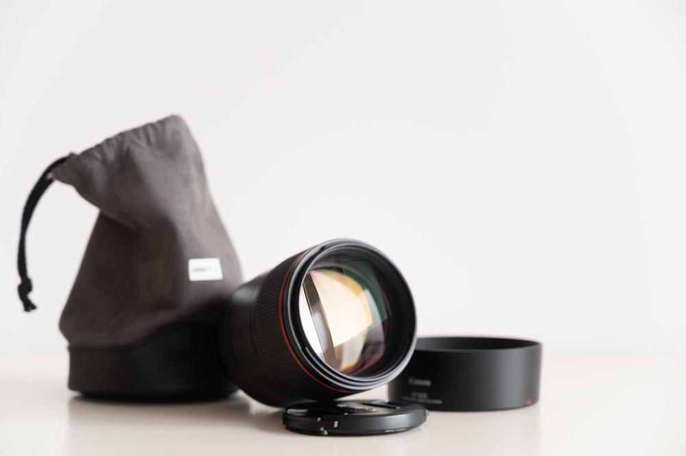 Canon EF 85mm F:1.4L IS USM - Excelente Estado