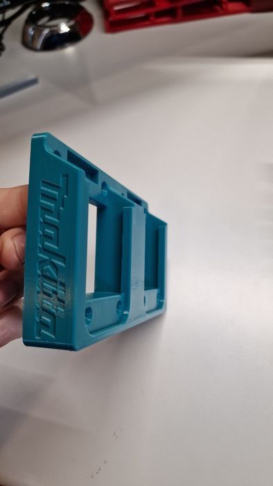 3д друк Держатель адаптер для  Макита  аккумуляторов Makita Milwaukee