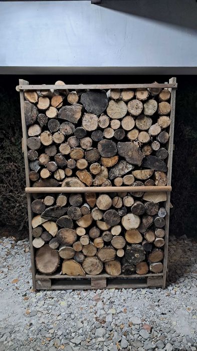 Drewno kominkowe opałowe liściaste brzoza buk dąb