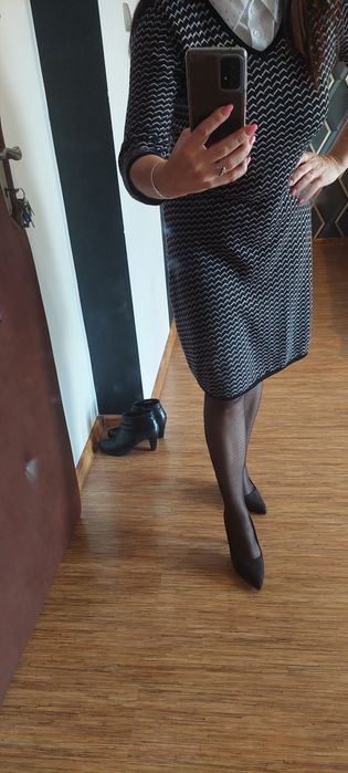 Sukienka dzianinowa 42