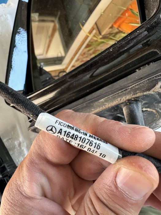 Зеркала ML W164, блоки в двери