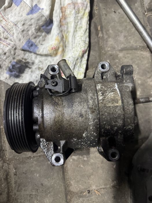 Компресор кондиціонера вольво хс 90