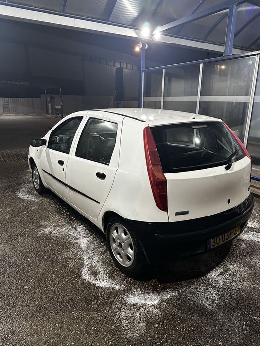 Punto ano 2000.480142471169976323
