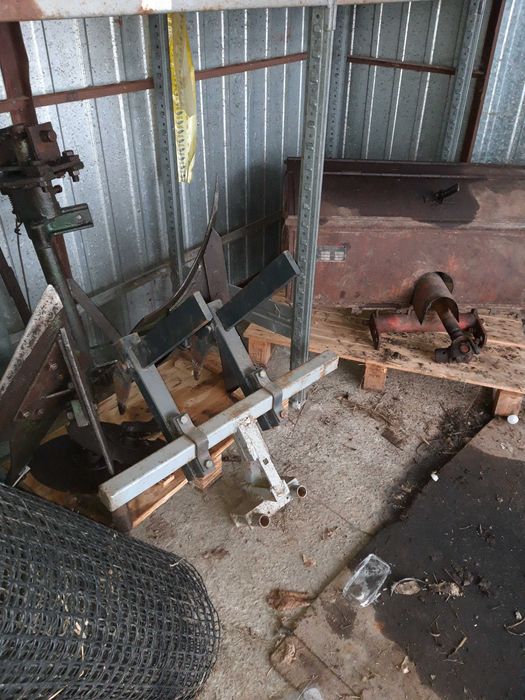 Ciągnik tz4k14 sadowniczy komunalny z osprzętem