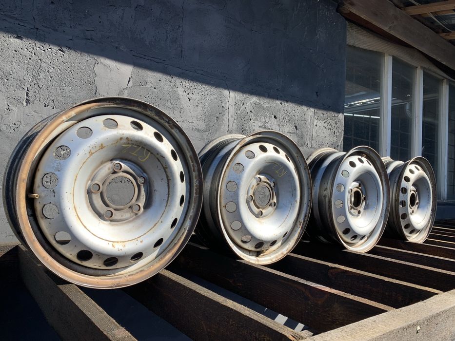 Диски Рено трафік. Металеві диски  Опель віваро R16 5*120 VolkswagenT5