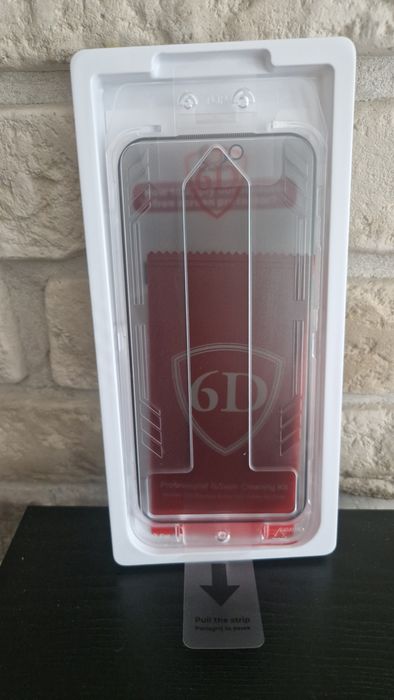 Hartowane szkło Tel Protect Dust-Free Easy Fit Full Glue 6D do Iphone 16 Pro/17 czarne