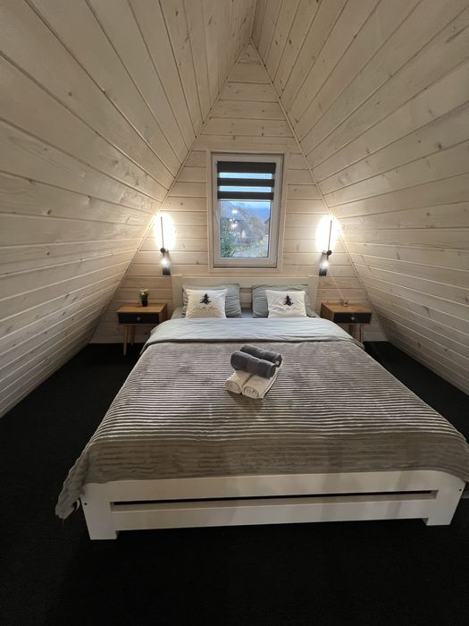 Оренда котедж з чаном в Карпатах у стилі А-фрейм