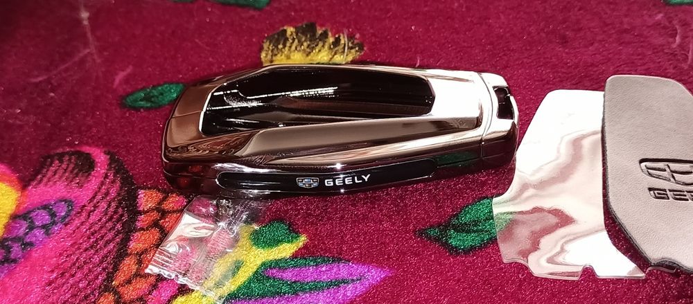 Металевий чохол для ключа Geely