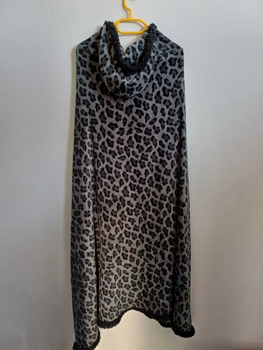 Koc z kapturem, ponczo 120x160