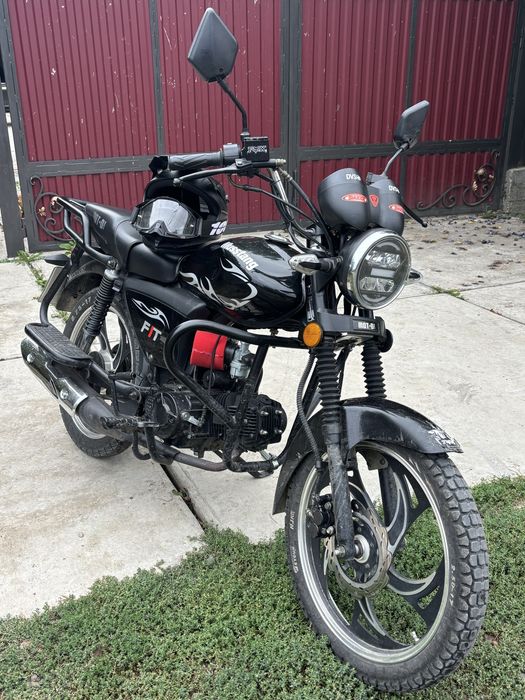 Продам mustang fit 125