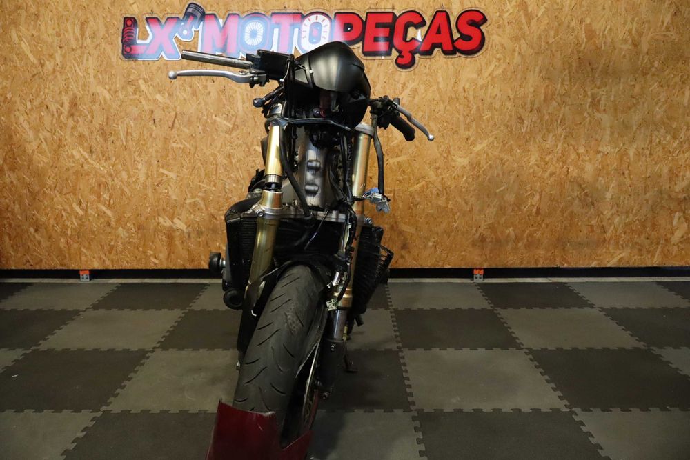 Honda Hornet 600 ano 2007 para peças.