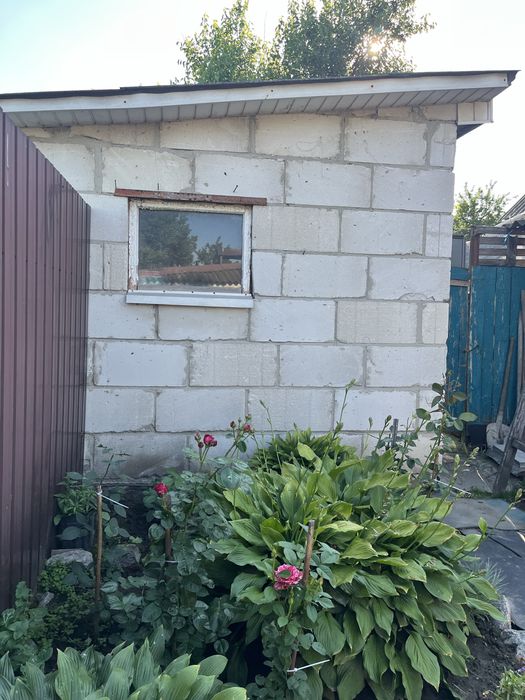Продам гарний будинок у  с. Новоселиця зі своїм бізнесом