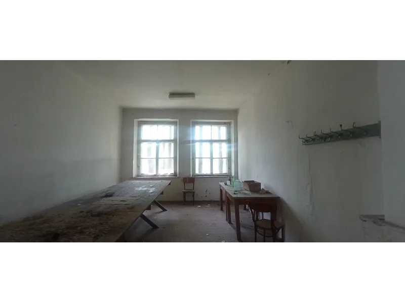 ПРОДАЖ - Нежитлове приміщення, площею 161,5 кв.м. с. Крижі