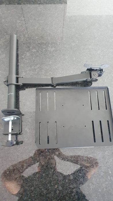Suporte / braço portátil para secretária