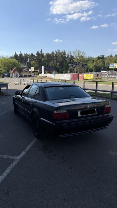 Продажа BMW 740 E38