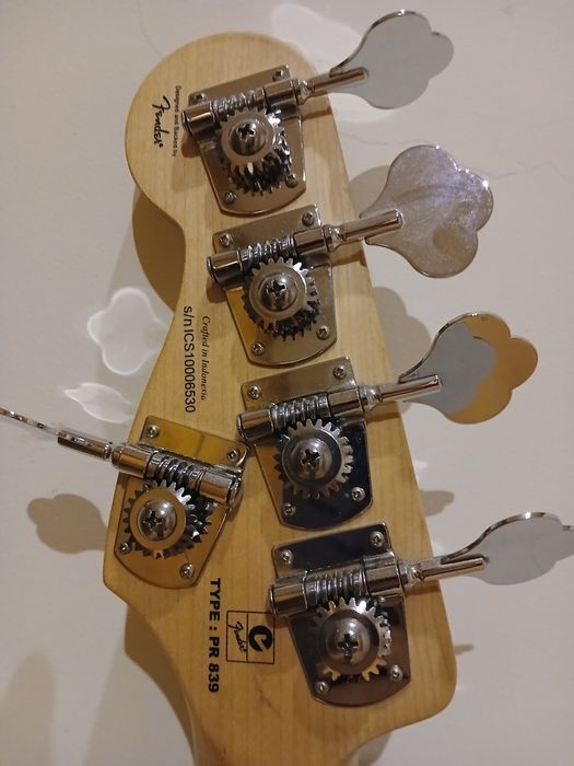 Baixo 5 cordas Fender Squier Deluxe Jazz Bass V Active, oferta de saco