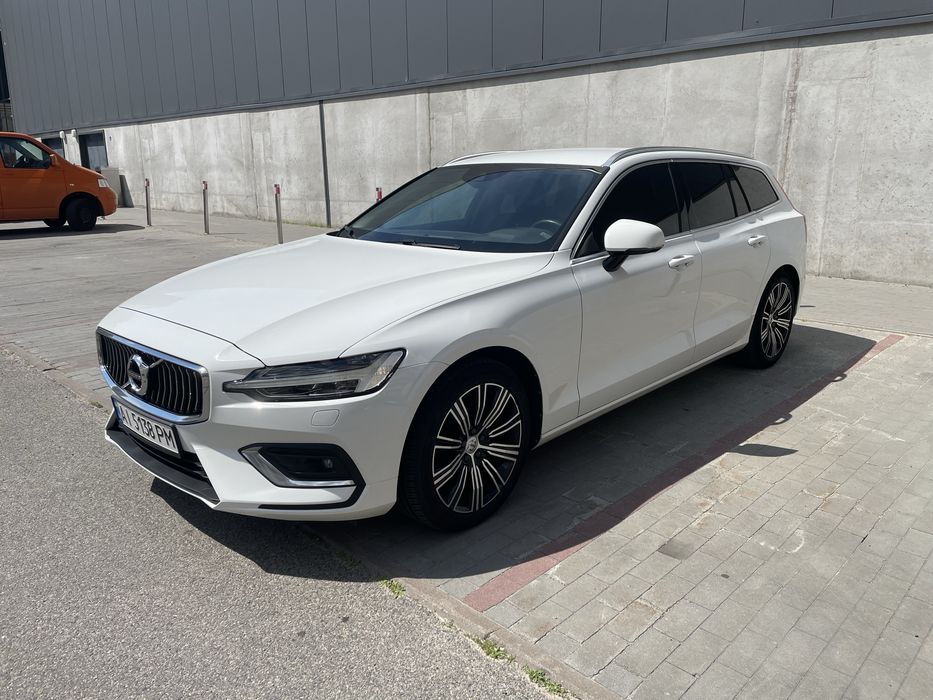 Volvo V60 2018 VIN YV1ZWA8UDK1015253 фото оголошення 3 з 24