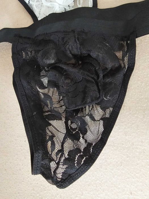 Majtki męskie stringi M-L