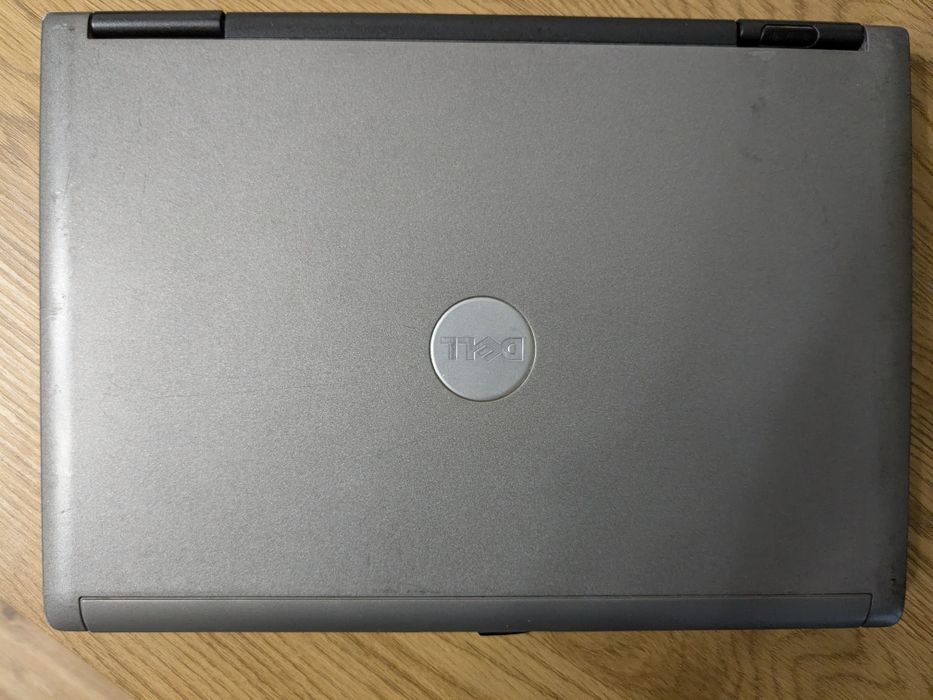 Продам ноутбук Dell D420