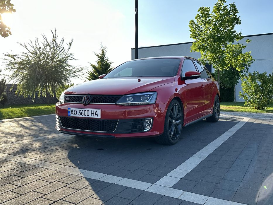 Volkswagen Jetta GLI 2012