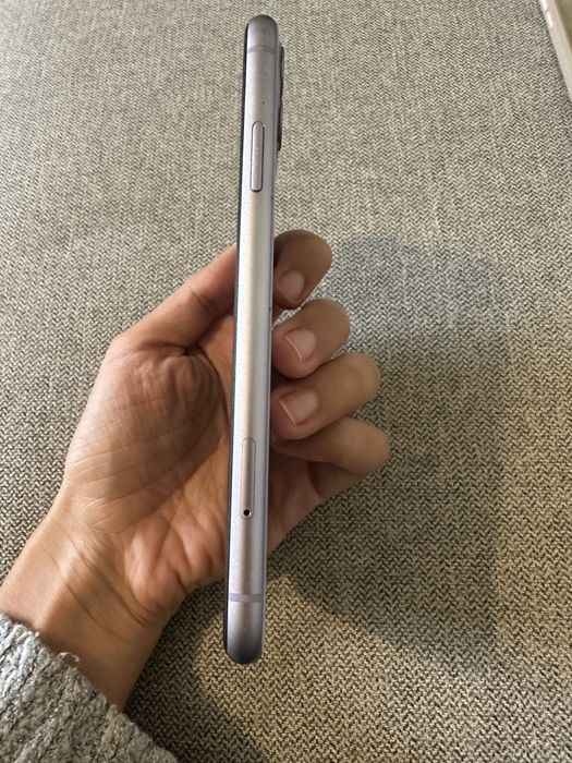 Iphone 11 lilas com 128GB Roxo / lilás