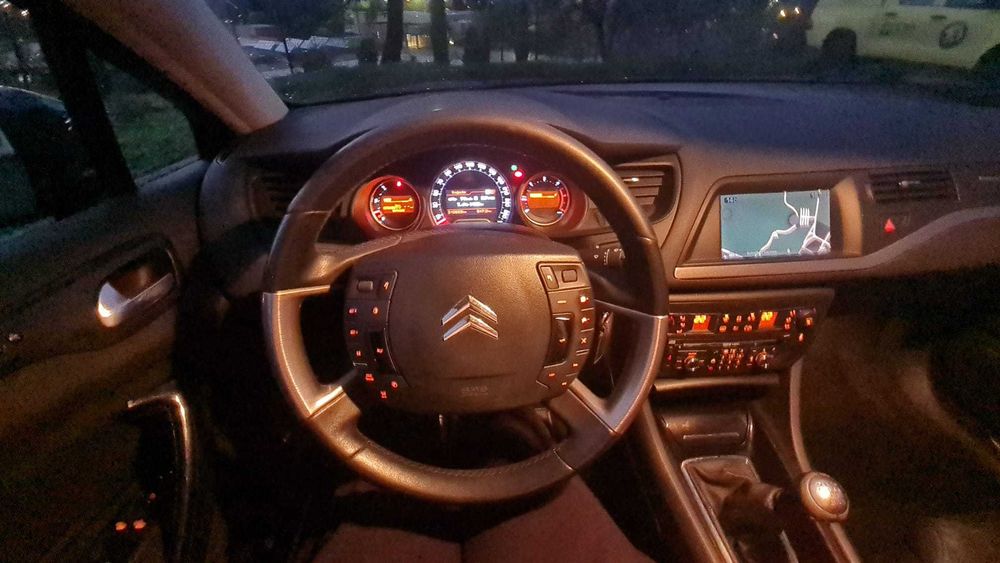 Citroën C5 II (X7) 2009 2.0 - 138cv - 320.000km - TROCO PICK UP + €