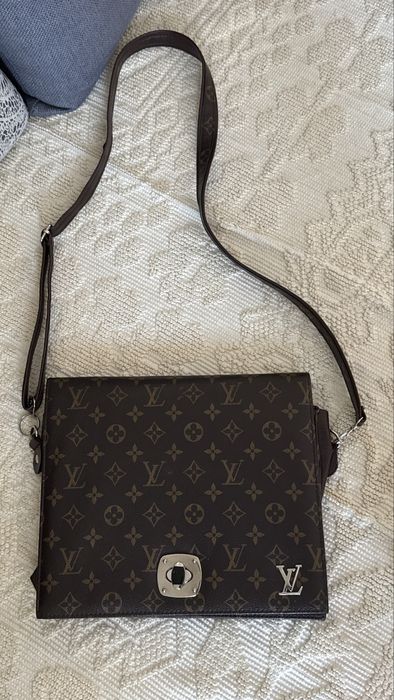 Louis Vuitton Torebka na ramię / listonoszka Monogram