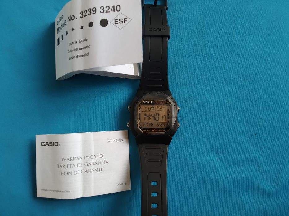 Casio  W-800.  H