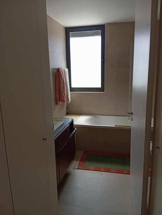 Alugo quarto(suíte)areosa -Viana do castelo