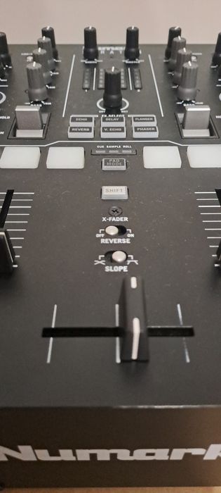 NUMARK Scratch Serato