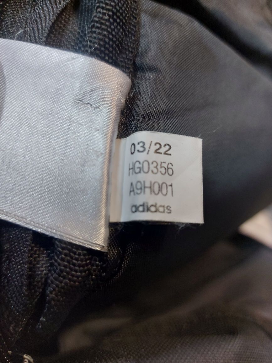 Рюкзак Adidas Motion Badge HG0356: 730 грн. - Міські рюкзаки Калуш на Olx