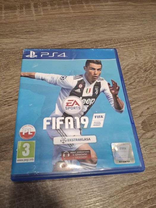 Gra fifa 19 na konsole ps4