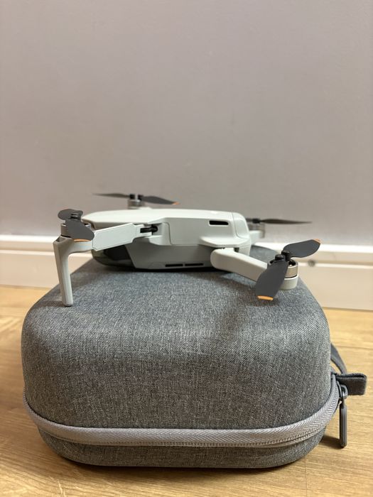 Dron dji mini 4k