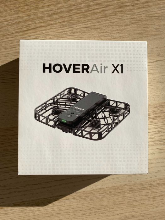 Dron HOVERAir X1