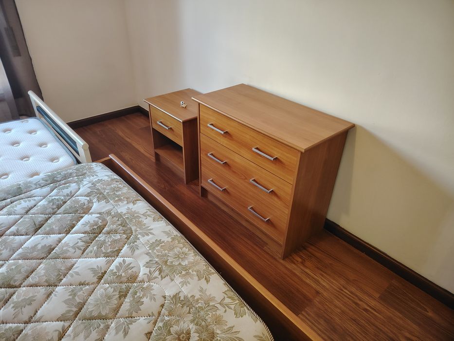 Mobília quarto completa + cama de solteiro  com dois colchoes