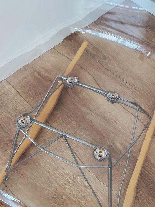 Cadeira de Baloiço Charles Eames Transparente - Nova