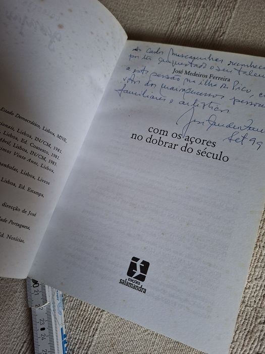 Açores livro de Medeiros Ferreira