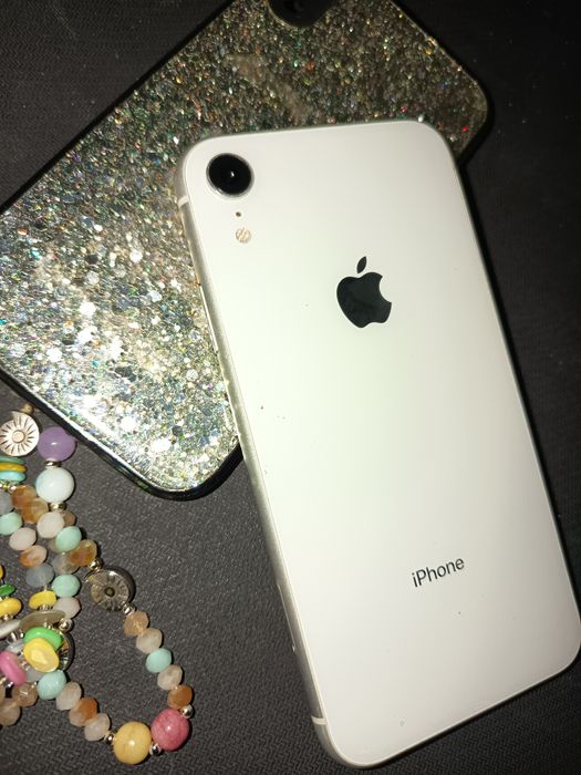 iPhone XR branco
