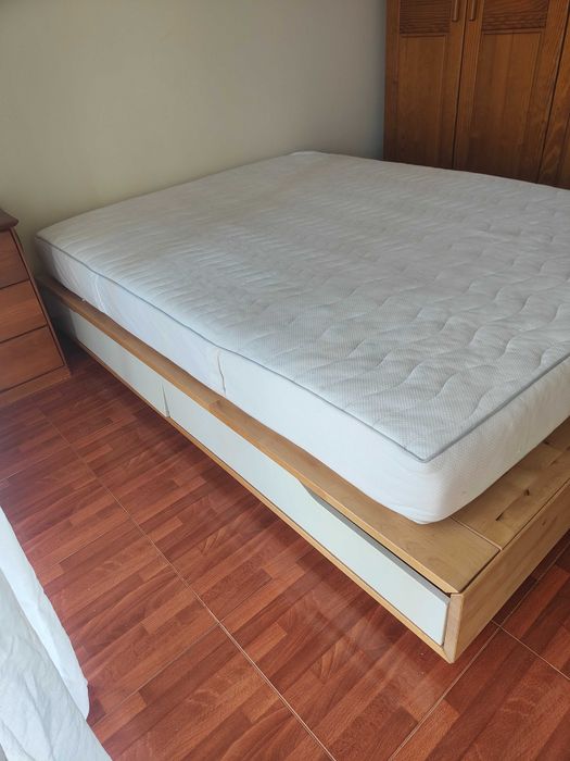 cama casal com gavetões e colchão