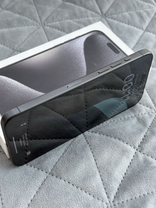 Iphone 15 Pro Max в ідеальному стані