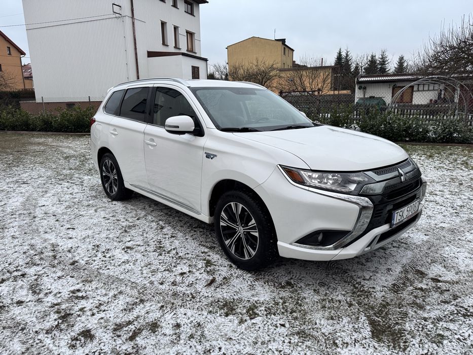 Mitsubishi Outlander PHEV 2019r. Stan bardzo dobry!